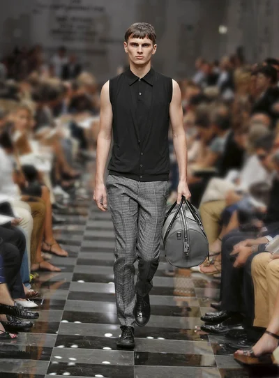 Look 25